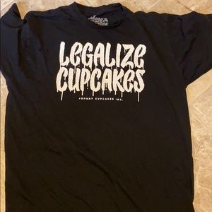 Johnny Cupcakes XL